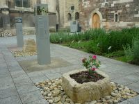 4b_Naumburg_Kräutergarten_am_Dom_KB