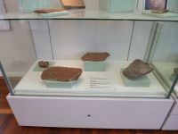 2_Vitrine06_unten__KB