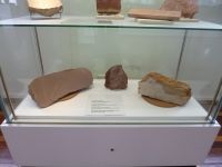 2_Vitrine08_unten__KB