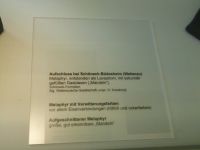 2_Vitrine10_unten_a_Beschriftung_KB