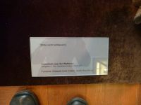 2_Vitrine14_x_b_Beschriftung_KB