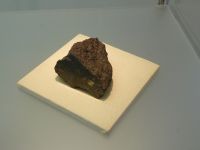 4_Vitrine22_oben_d_Siderit_KB