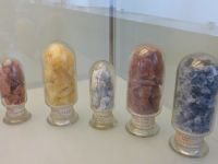 4_Vitrine23_oben_d_Salze_KB