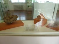 4_Vitrine29_unten__MB