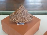 4_Vitrine29_unten_c_Dolomitspat_MB
