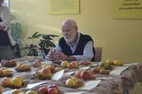 c1_Hans-Karl_Rohrbach_-_Präsentation_Apfelsorten_gs