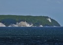 01_Blick_von_der_Bornholm-Faehre_auf_Ruegens_Kreidekueste